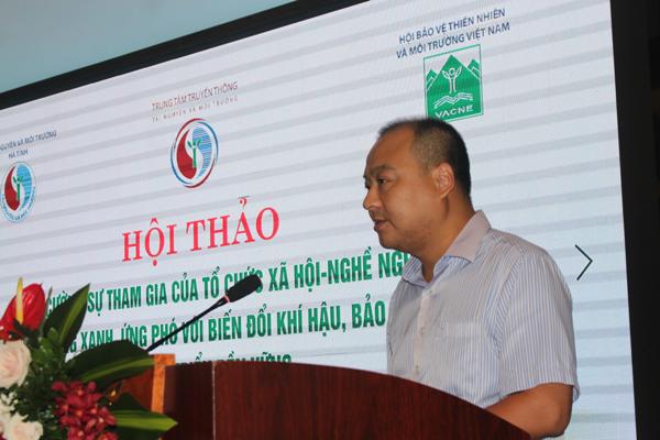 Ông Nguyễn Việt Dũng- Giám đốc Trung tâm Truyền thông Tài nguyên và Môi trường phát biểu tại Hội thảo.